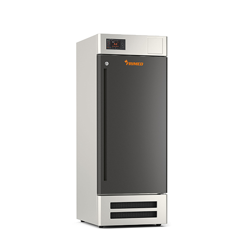 Laboratory and pharmacy refrigerators